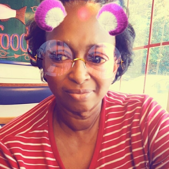 Meet your Posher, Teresa - Picture 1 of 1